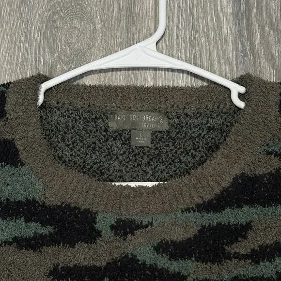Barefoot Dreams Cozy Chic Seaside Crew Neck Pullover Camo Green Size Large NWOT - Picture 3 of 9